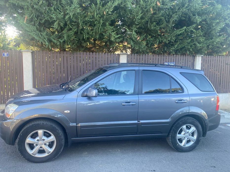 Vând Kia sorento