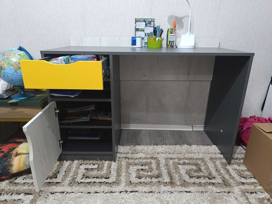 Ученическо/офис бюро