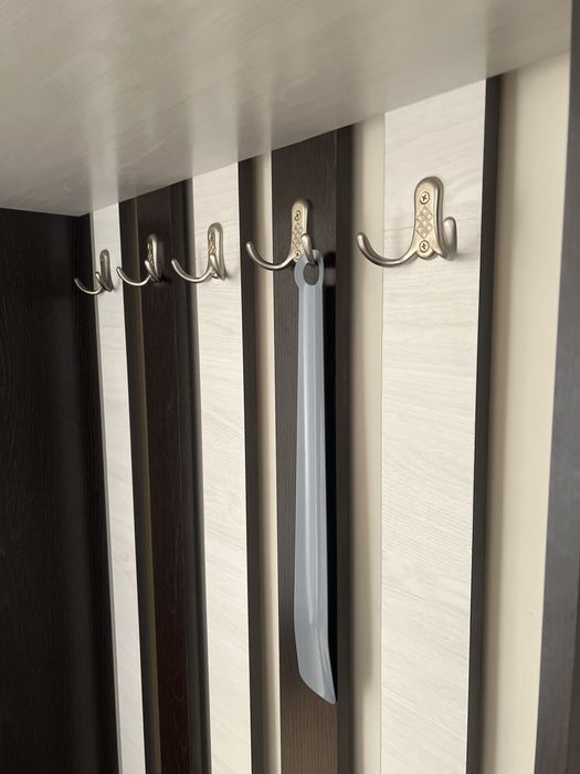 Прихожую продам б/у в хорошем состоянии