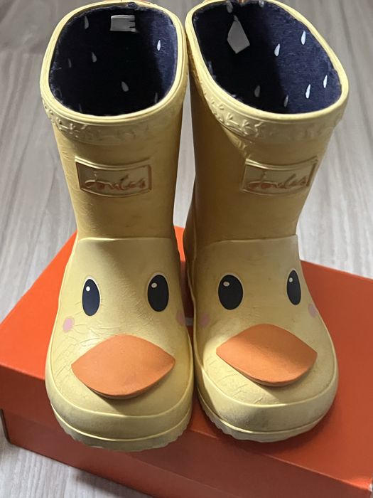 Ботушки за дъжд пате