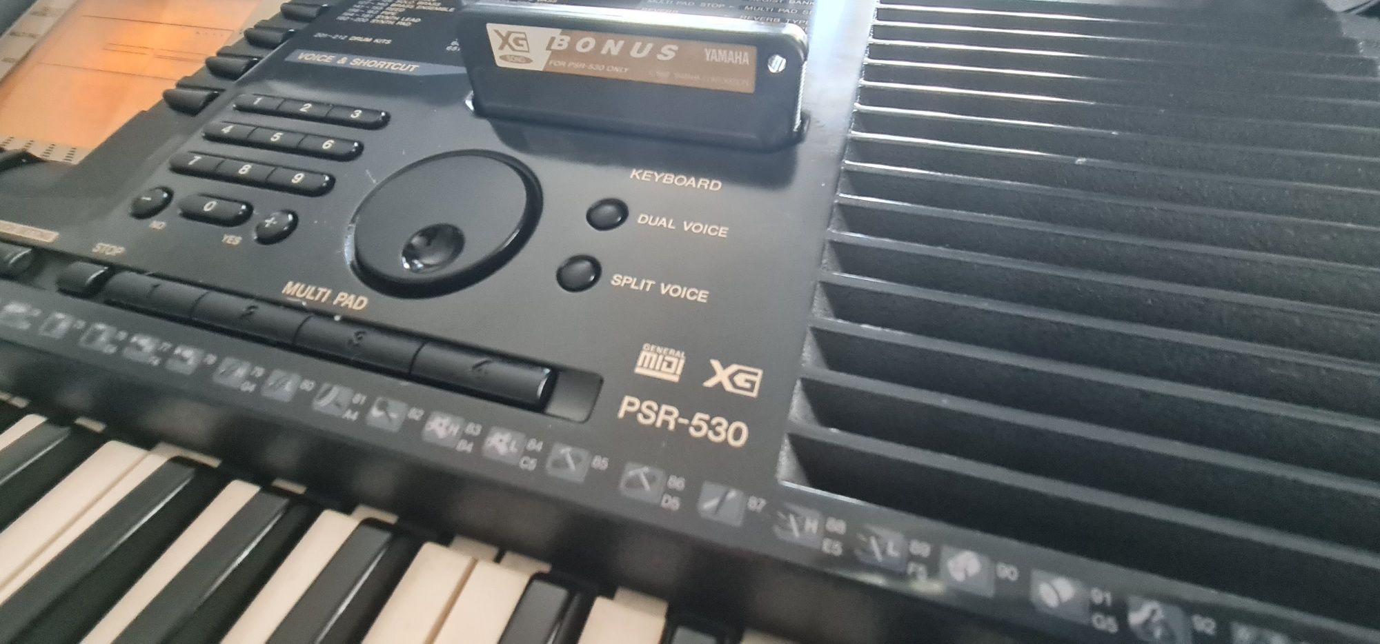Orga Yamaha PSR 530,61 de clape