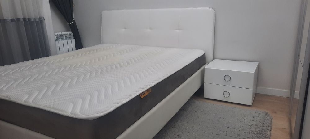 Спальный мебель комплекте