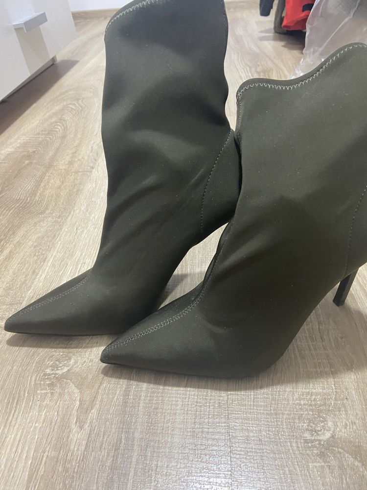 Vand botine dama Zara, 36, Kaki
