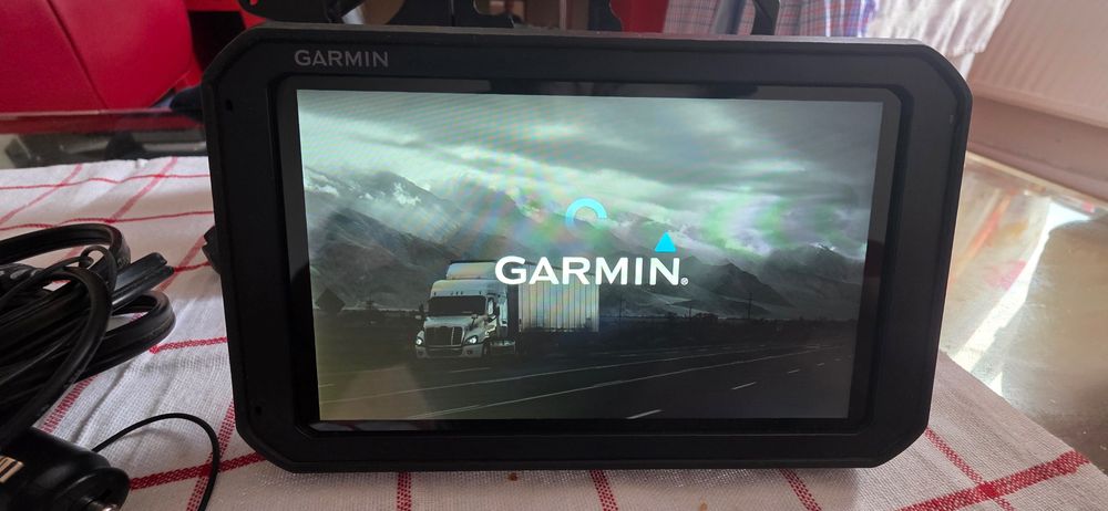 Навигация за камион Garmin Dezl 780 LMT-D най-нови карти за цялаЕвропа