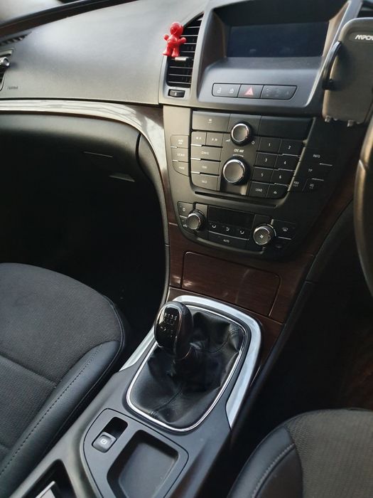 Opel Insignia 1.6 benzina/euro 5/VOLAN DREAPTA