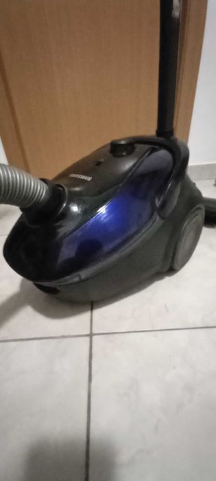 Aspirator cu sac SAMSUNG 750W, 79dB, albastru-negru