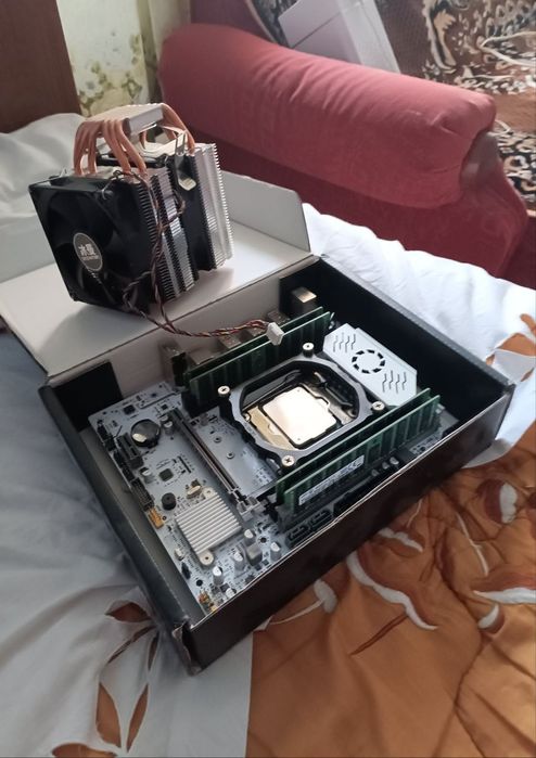 Комплект:Xeon E5‑2696 V3 18‑core + 64ГБ DDR4 2133(4) + X99-D4 + Кулер