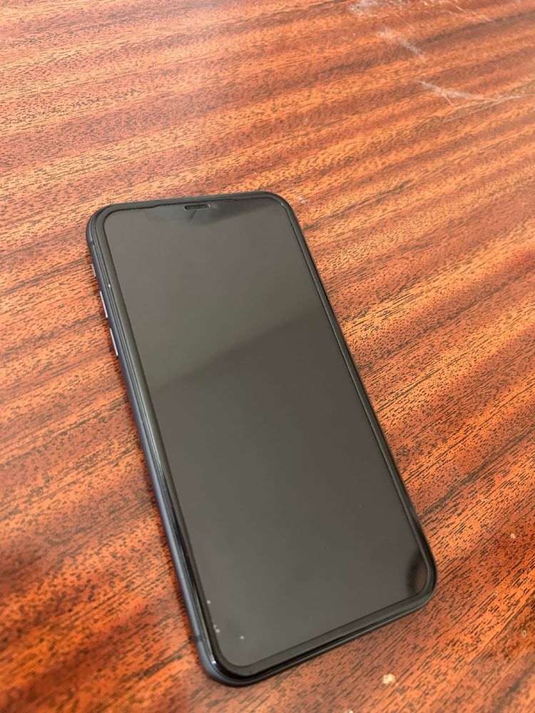 Iphone11 с гарантии