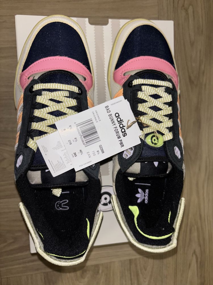 Нови маратанки Bad Bunny × adidas Forum Low Powerphase