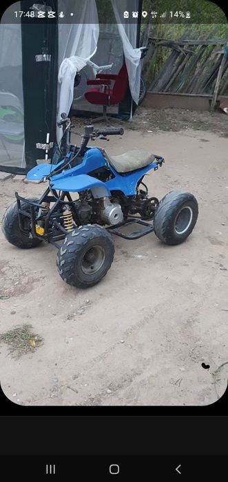 Vând atv 125 cc  funcționează