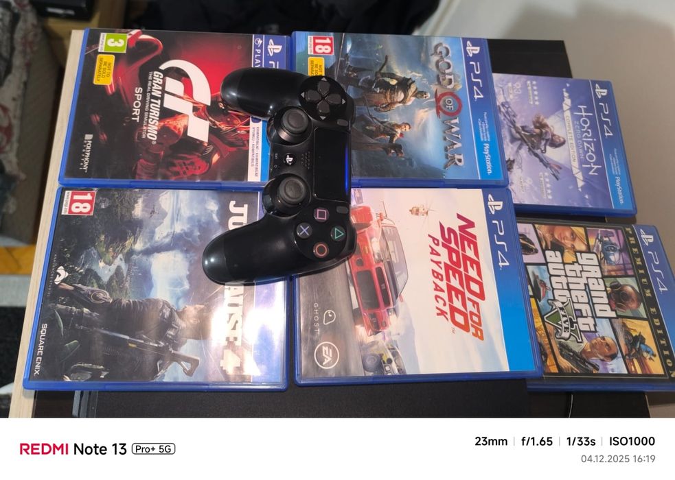 Ps4 pro със 6 игри