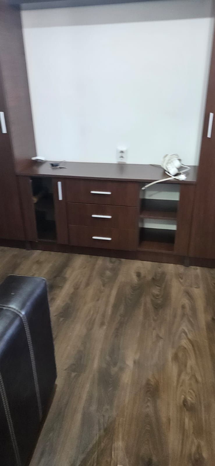 Închiriez apartament