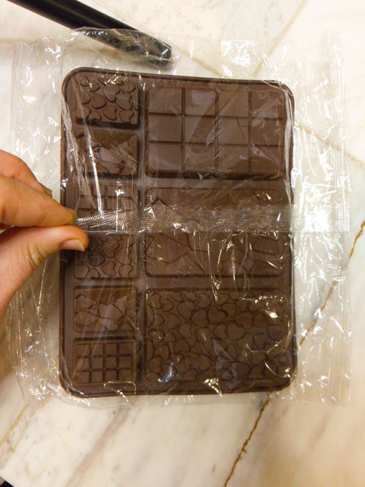 Молд за шоколадови изделия