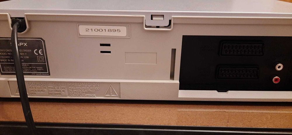 video recorder vhs GPX stereo hi-fi, 6 head