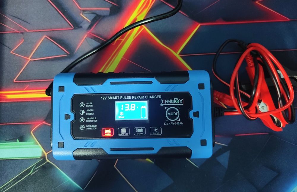 12V интелигентно зарядно устройство Jinnuoy