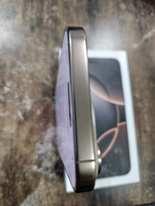 iPhone 16 Pro max Desert Titanium 256