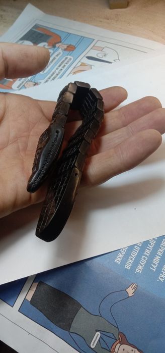 Четки перекидные из эбонита ручной работы крокодил