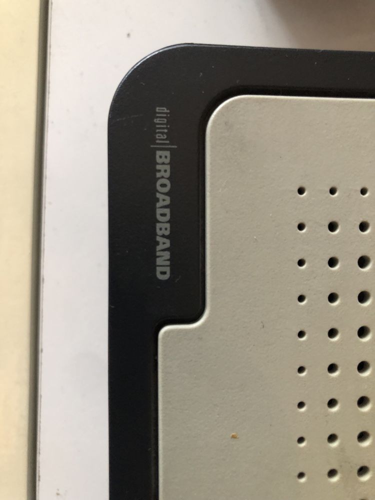 Modem  pentru cablu TV THOMSON MODEL: TCM-420