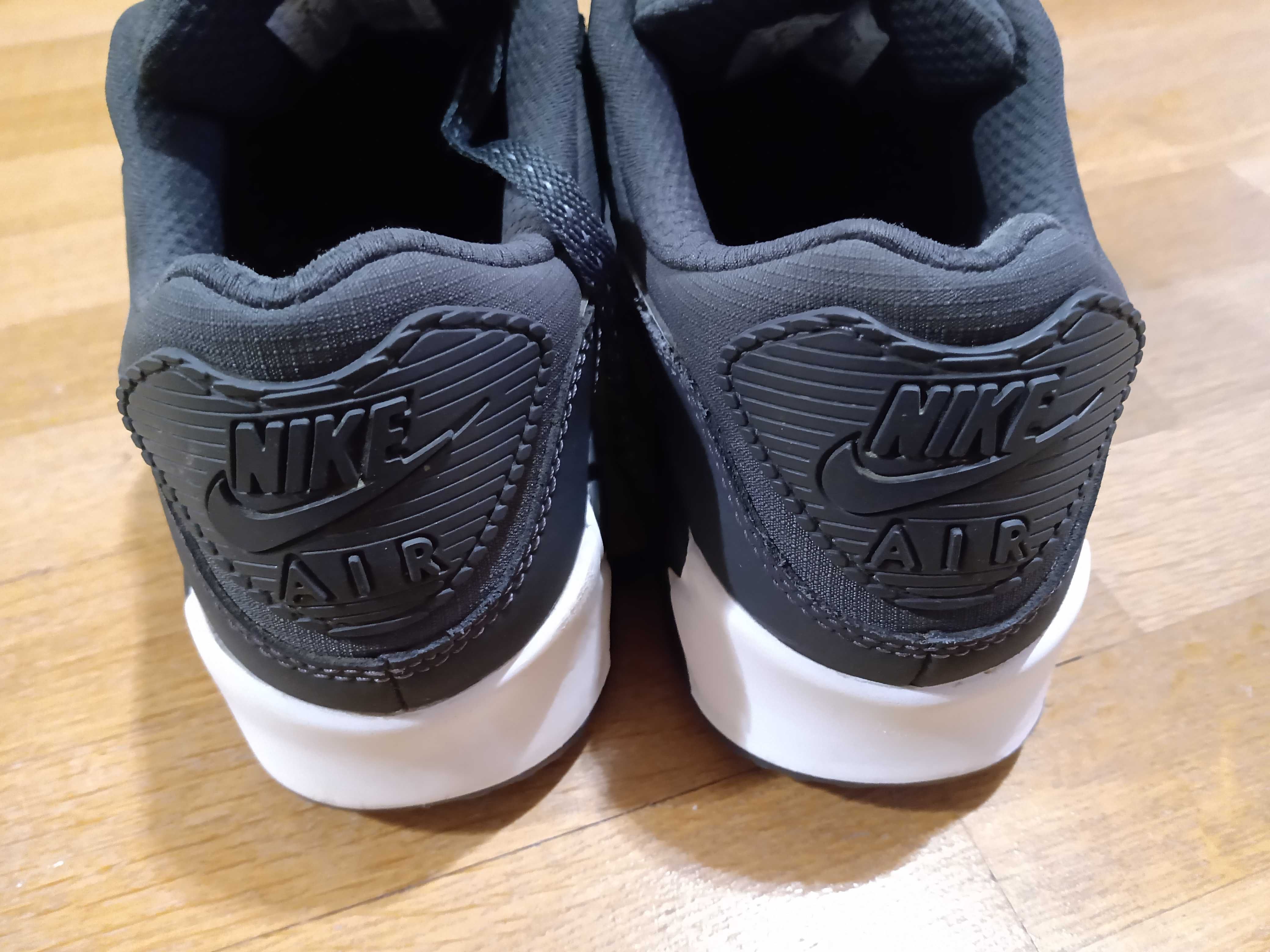 Nike Air Max 90 мъжки маратонки 41 сив спортни обувки практически нови