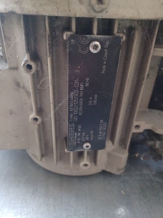 Vând instalație exhaustare