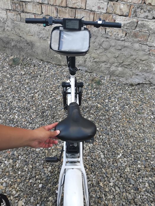 Vând bicicleta electrica