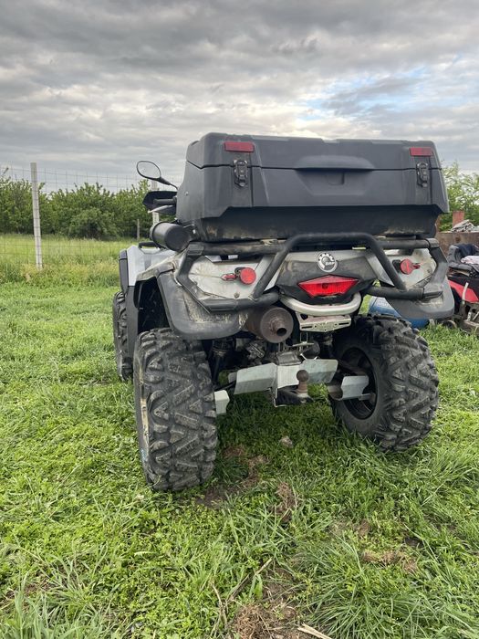 Can am outlander 800R