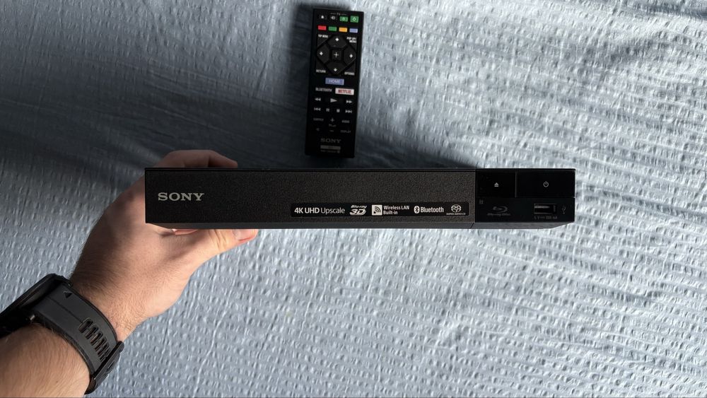 Sony BDP-S6700 Blu-Ray player