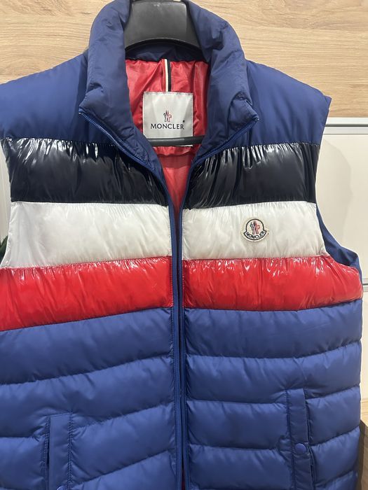 Мъжка грейка Moncler!