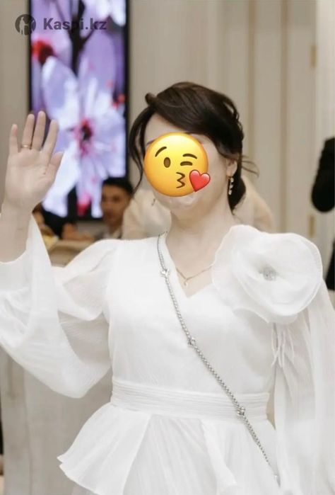 Продаю элегантное вечернее платье