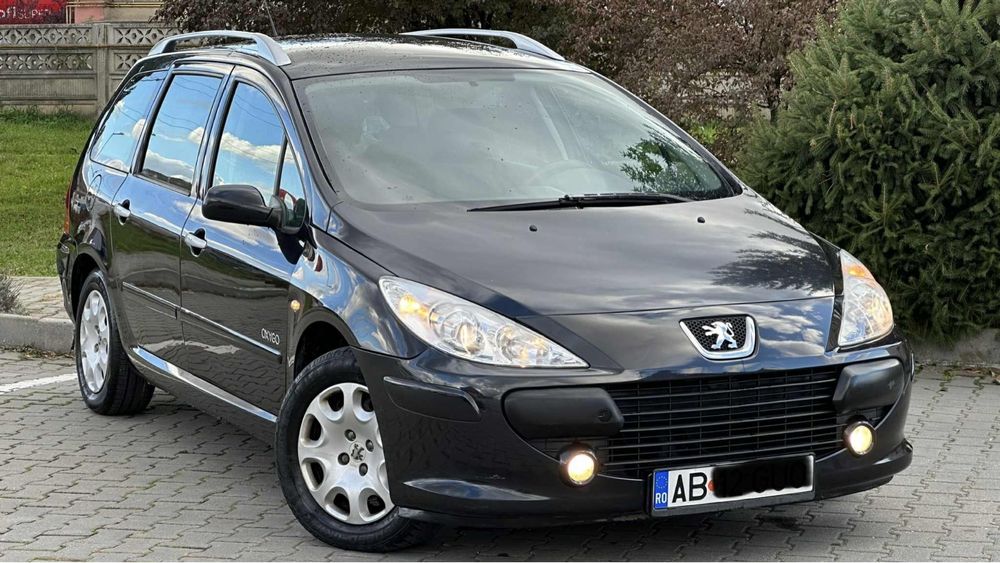 Vand peugeot 307 1.6 TDi an 2007  7 locuri 5+1 trepte