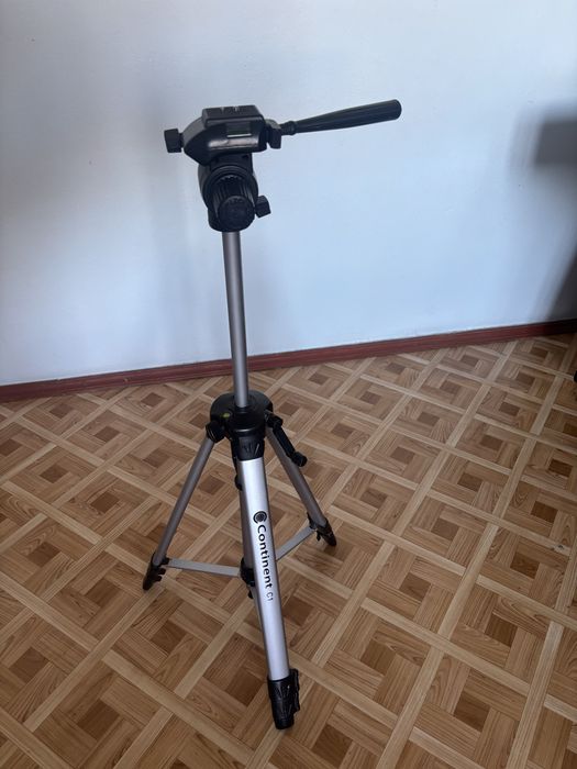 Продам штатив для камеры