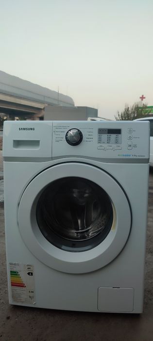 Стиральная машина Samsung Eco Bubble 6 кг - Отличное Состояние
