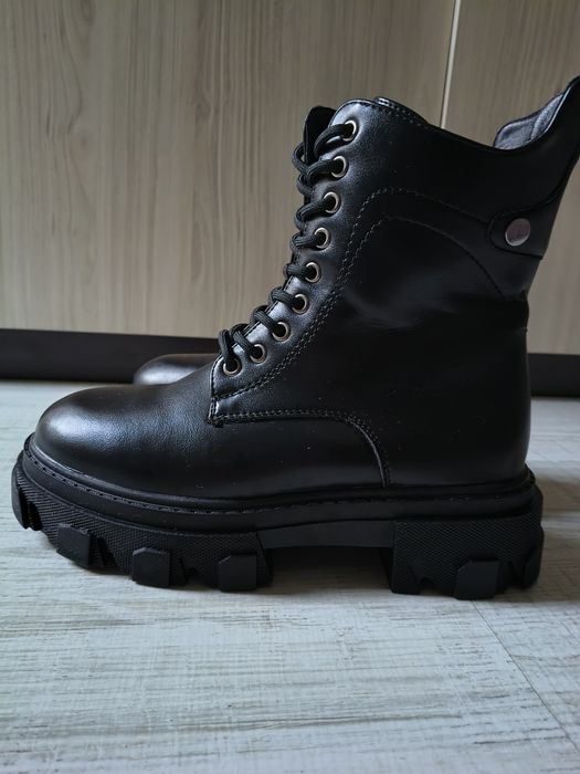 Дамски боти 36 номер