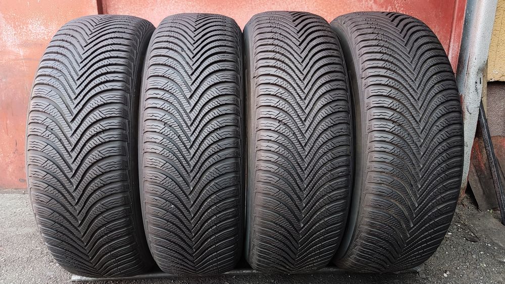 4бр. зимни гуми 215/65/17  Michelin Alpin 5
dot22
7 3мм
Много добро съ