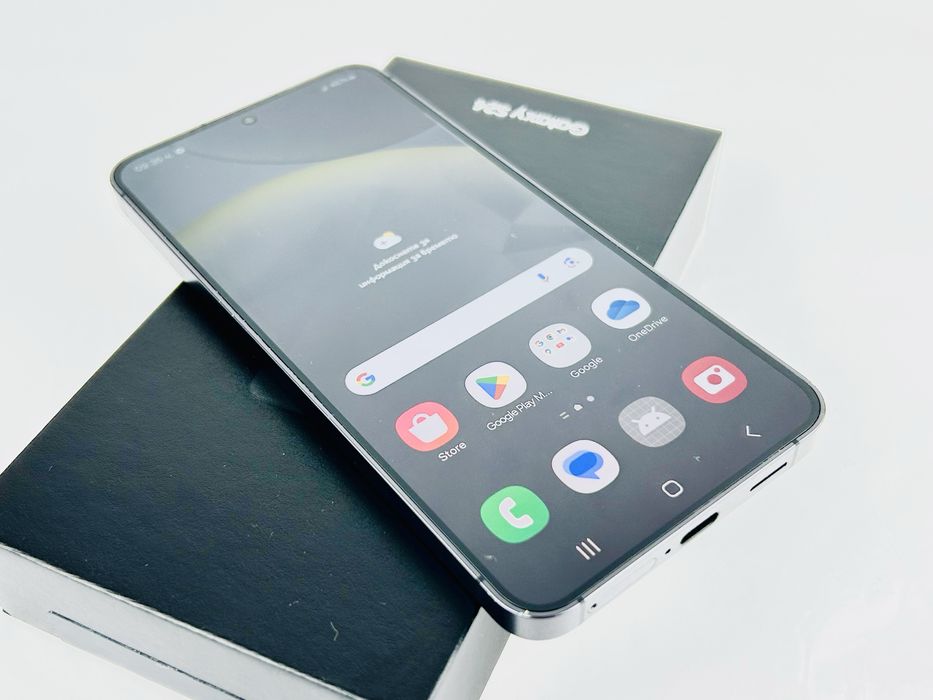 Samsung Galaxy S24 5G 128GB 8RAM Onyx Black Перфектен! Гаранция!