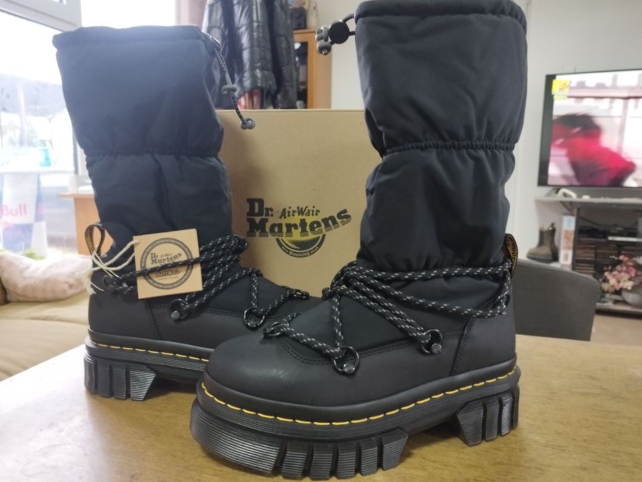 Dr Martens Audrick Padded Hi 40 100% original