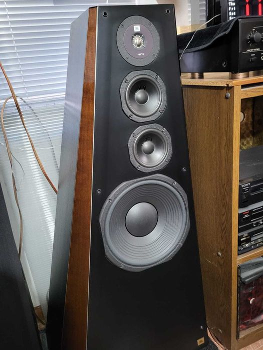 Boxe Hi End JBL TI 5000