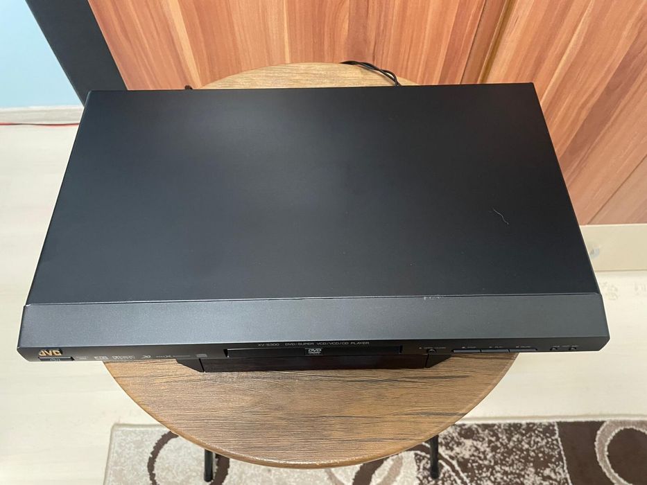 JVC XV-S300 DVD/VCD/Cd Player