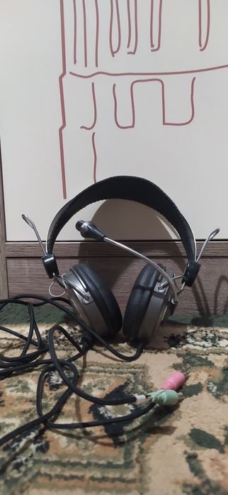 Продам наушники от Genius