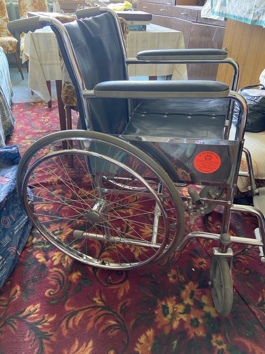 Инвалидная коляска