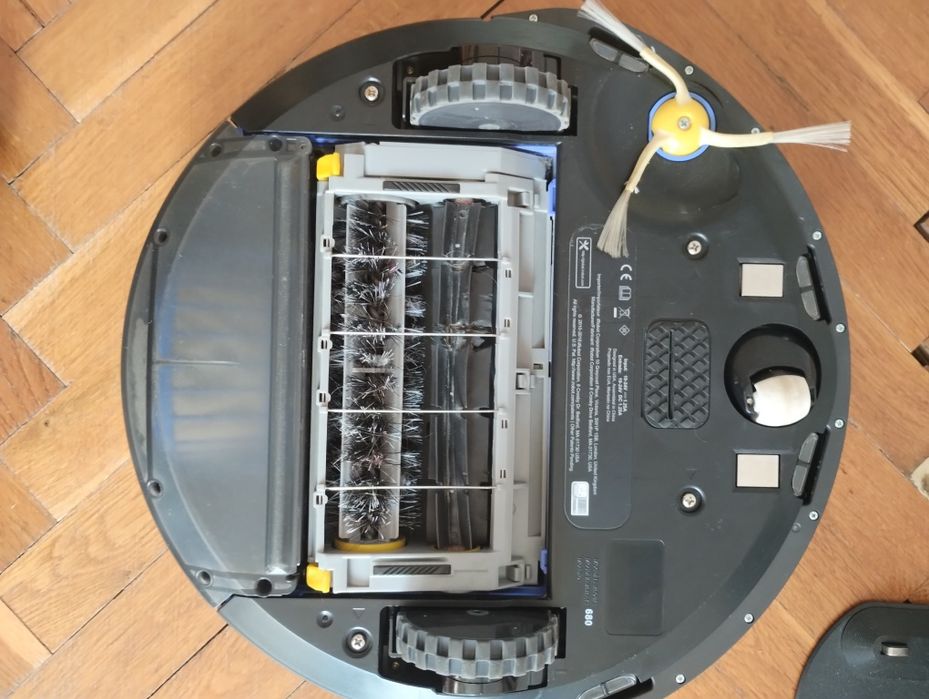 Irobot roomba 2 броя