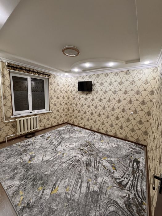 Arenda yakasaroy tuman rakat masjidga yaqin 4 xona 2 etaj 800$