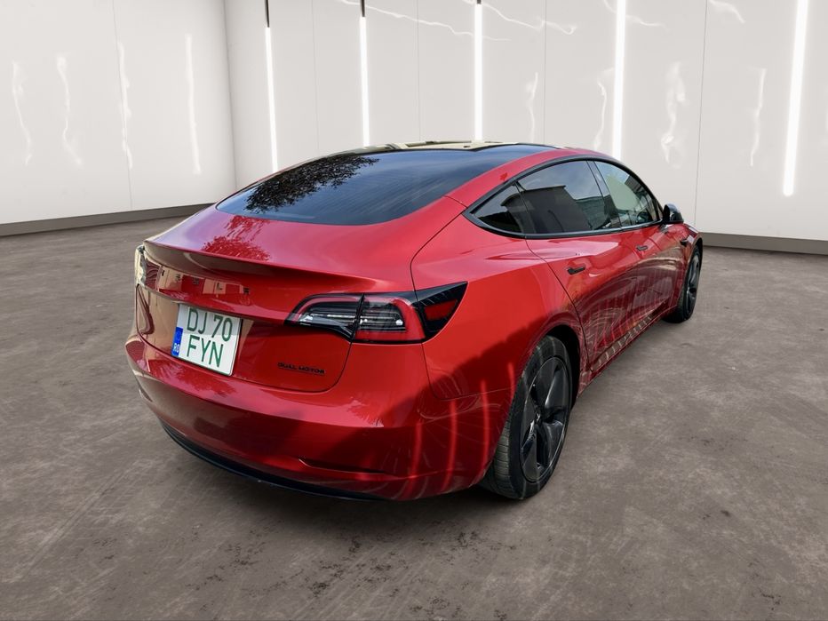 Tesla Model 3 Long Range Dual Motor 4x4