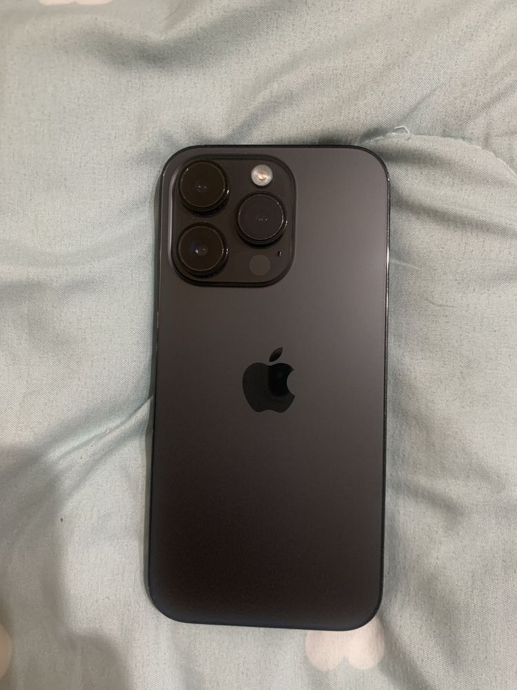 Iphone 14 про.