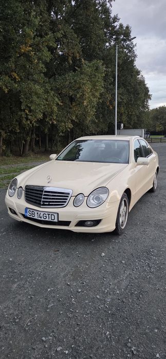 Mercedes e class 211