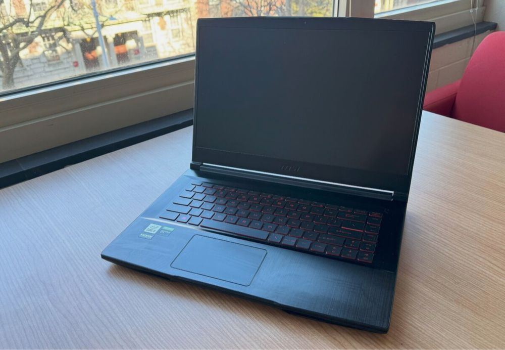 Vand Laptop MSI GF63