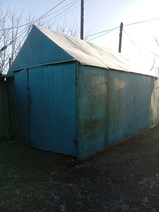 Продам гараж под легковую машину