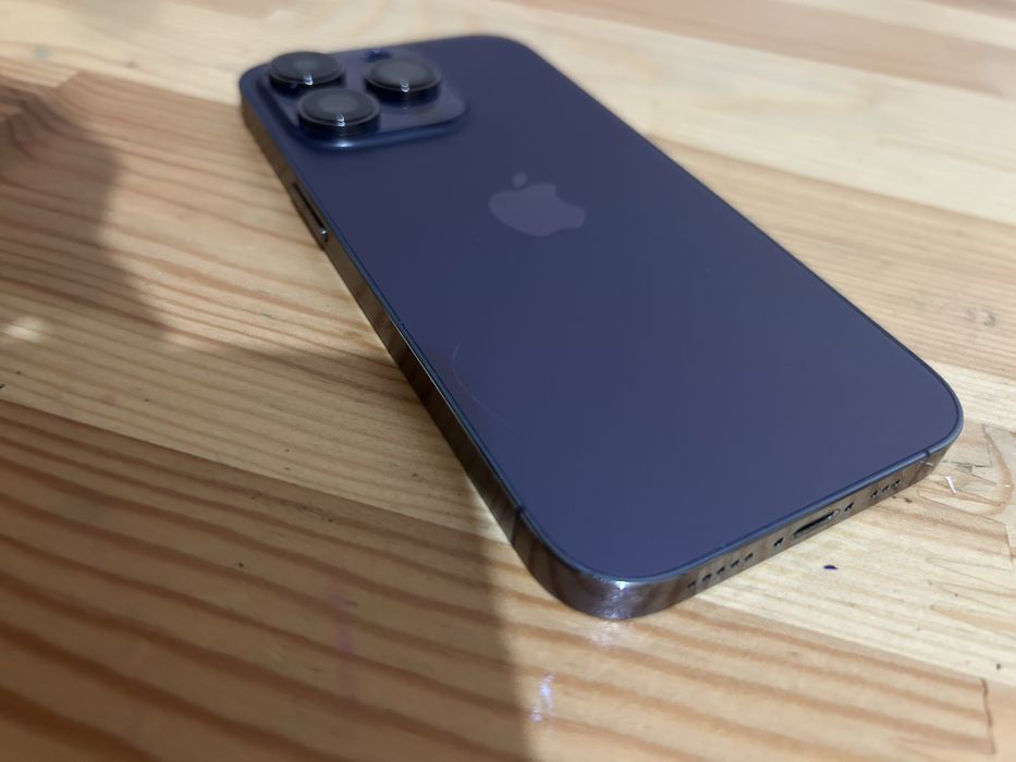 Iphone 14 Pro на части