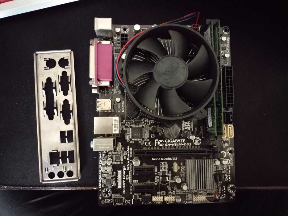 КОМПЛЕКТ материнка 1150 + проц + ОЗУ