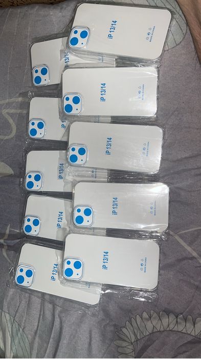 Чехлы на 13,14 айфон новый